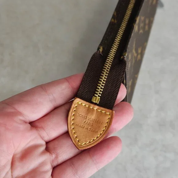 Louis Vuitton LV Monogram Toiletry 15 Pouch Toilette Pouchette Handbag Purse - Picture 2 of 12